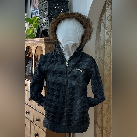 ✨ Billabong Women’s Houndstooth Zip-Up Hoodie Jacket w/ Faux Fur Hood ✨ - Picture 1 of 7